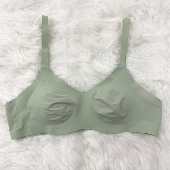 KNIX Padded V-Neck Bra - Thin Strap Size 2 in Eucalyptus - Picture 1 of 7